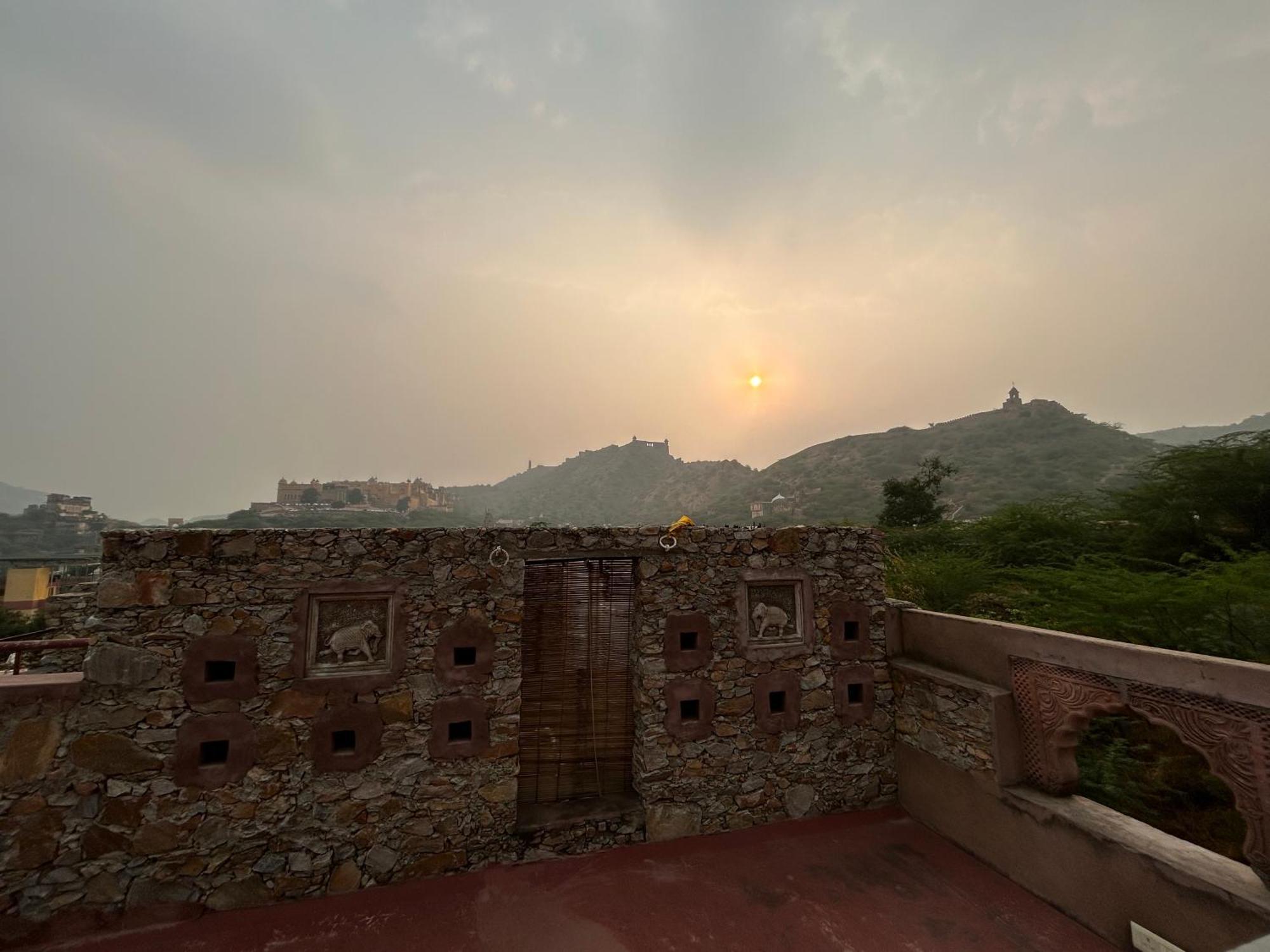 Adhbhut Hotel Jaipur Luaran gambar