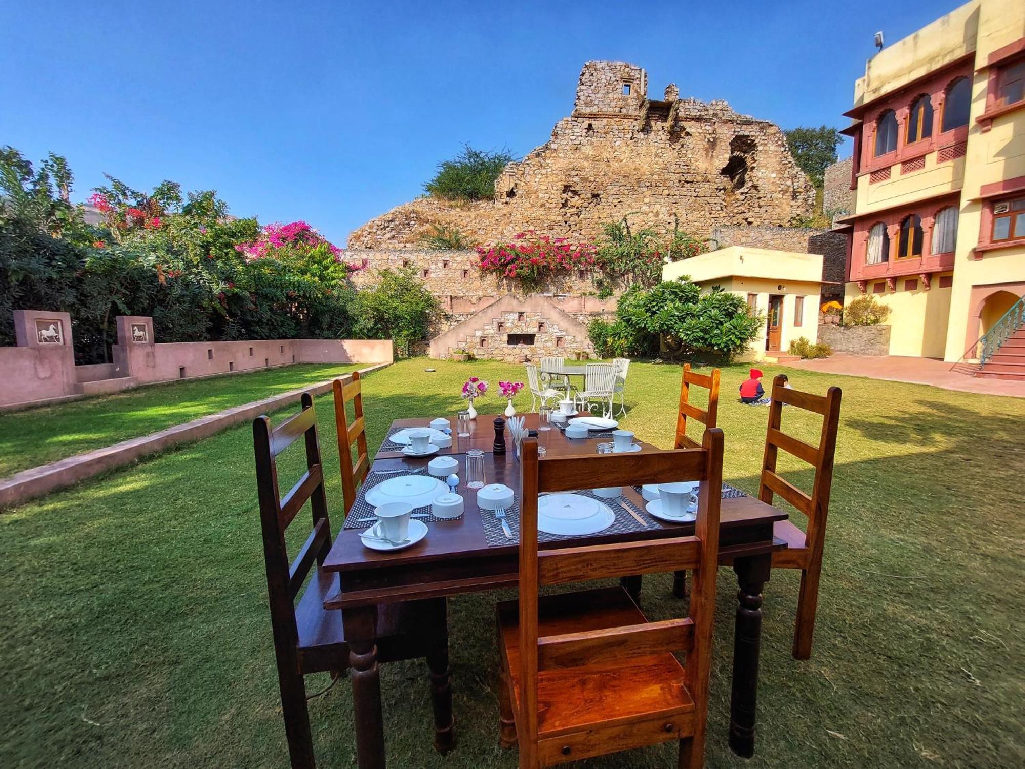 Adhbhut Hotel Jaipur Luaran gambar