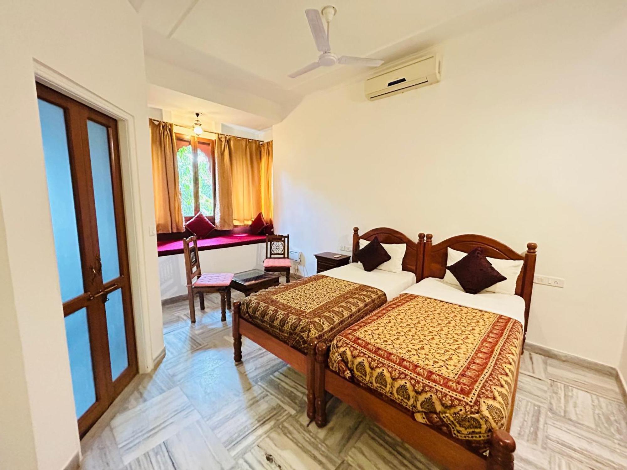 Adhbhut Hotel Jaipur Luaran gambar