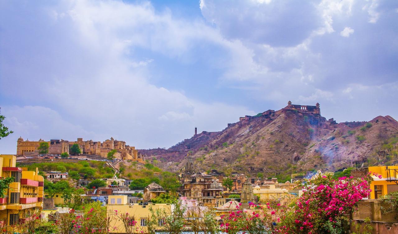 Adhbhut Hotel Jaipur Luaran gambar